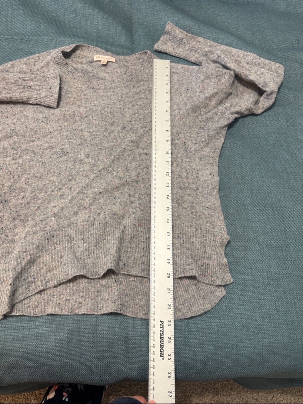 Philosophy 100% Cashmere Sweater Women's Size Large Grey Crewneck Soft Cozy - Picture 7 of 13